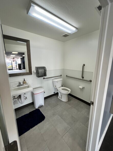 More Photos Of 1722-1784 W 12600 S, Riverton Unknown For Lease