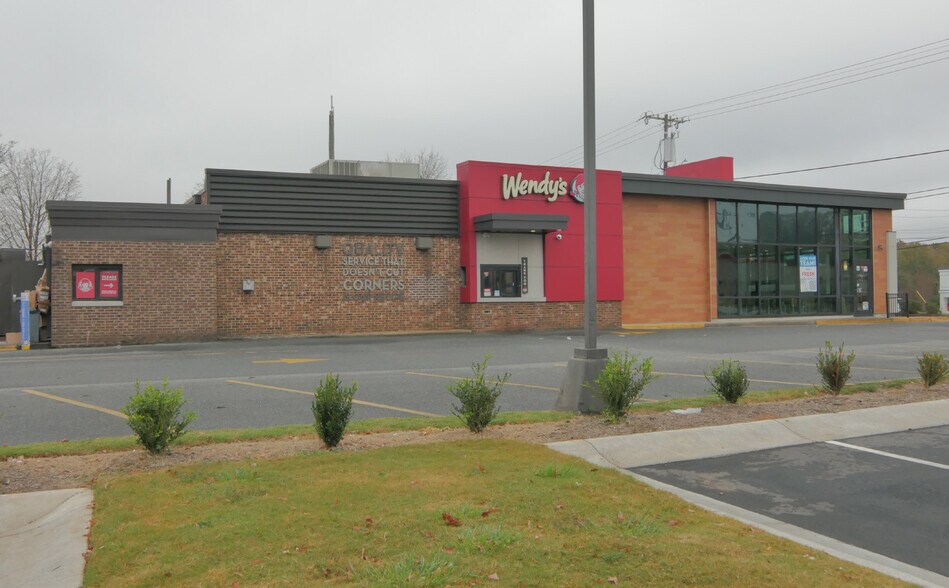 More Photos Of 4805 W Market St, Greensboro Fast Food For Sale
