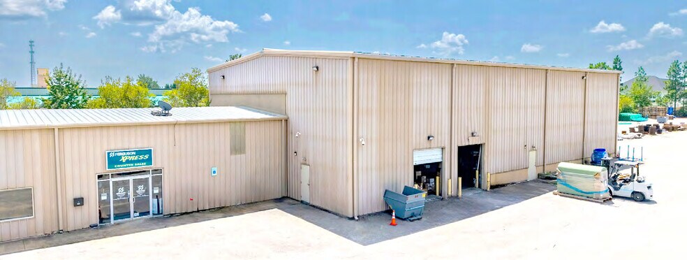 More Photos Of 166 Pontiac Business Center Dr, Columbia Warehouse For Sale
