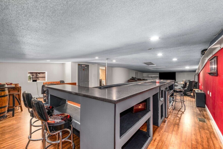 More Photos Of 456 Lakewood Park Rd, Beechgrove General Retail For Sale