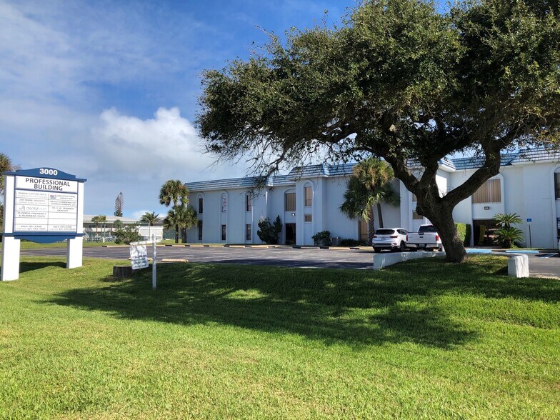 More Photos Of 3000 N Atlantic Ave, Cocoa Beach Office For Sale