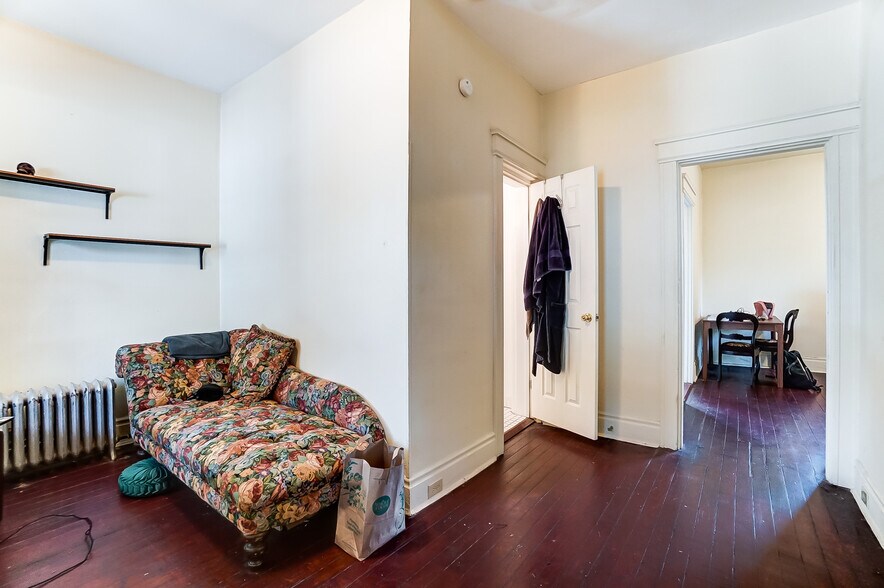 More Photos Of 1801 Chase Ave, Cincinnati Apartments For Sale