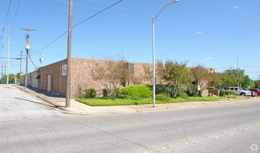 More Photos Of 507 S Main St, Fort Worth Flex For Sale
