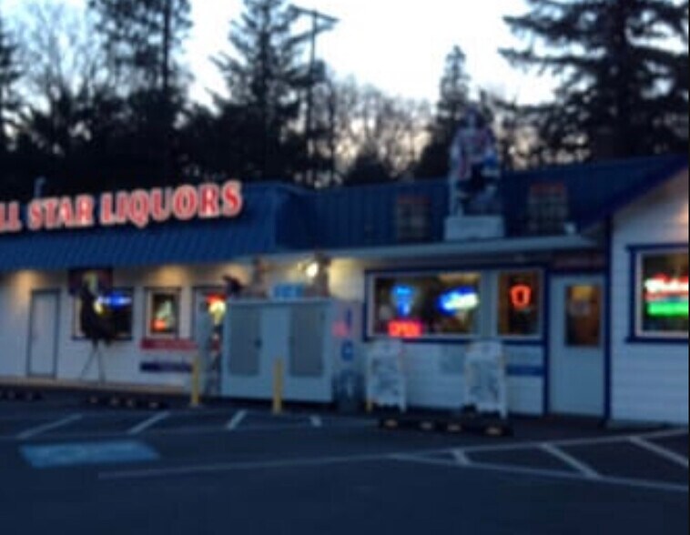 More Photos Of 210 Hilt Rd, Smith River Convenience Store For Sale