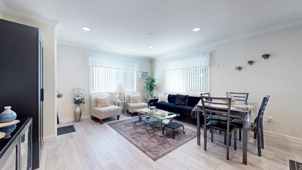 More Photos Of 1344 E Broadway, Glendale Apartments For Sale