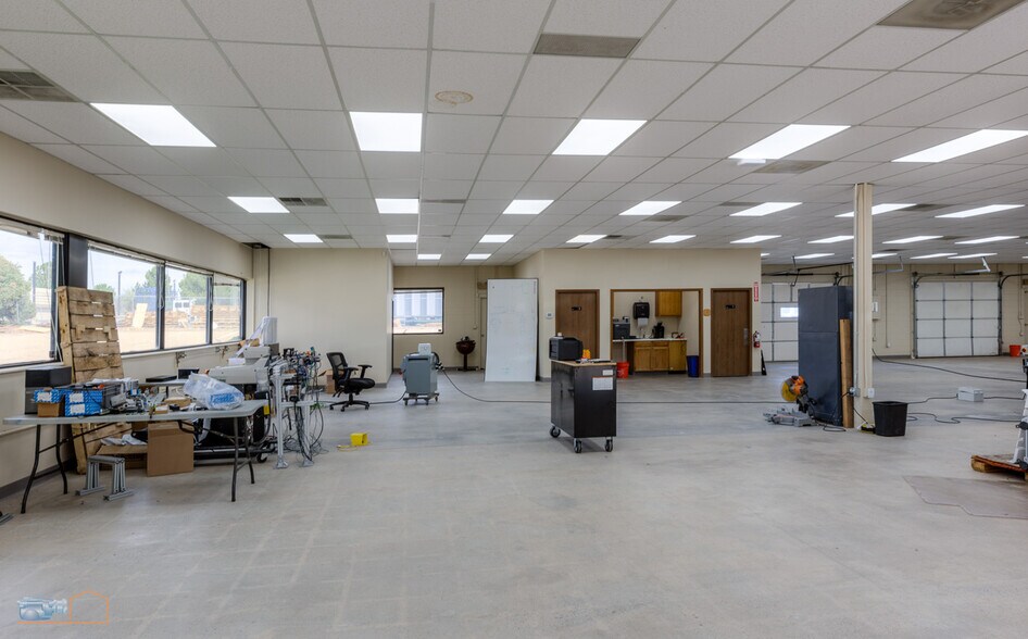 More Photos Of 1860 Lefthand Cir, Longmont Light Manufacturing For Sale