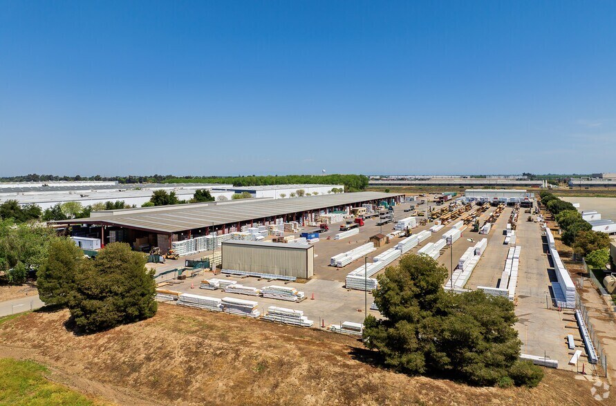 More Photos Of 12030 S Harlan Rd, Lathrop Warehouse For Sale