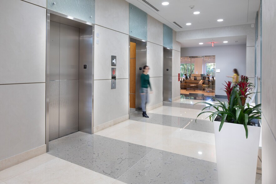 More Photos Of 11790 Sunrise Valley Dr, Reston Office For Lease