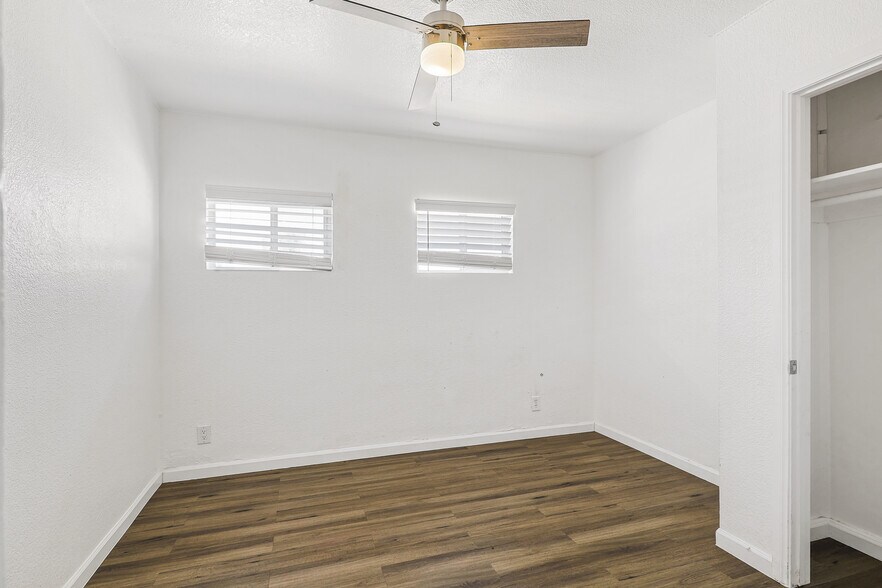 More Photos Of 303 Tin St, Henderson Office Residential For Sale