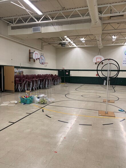 More Photos Of 3994 Wequiock Rd, Green Bay Specialty For Lease