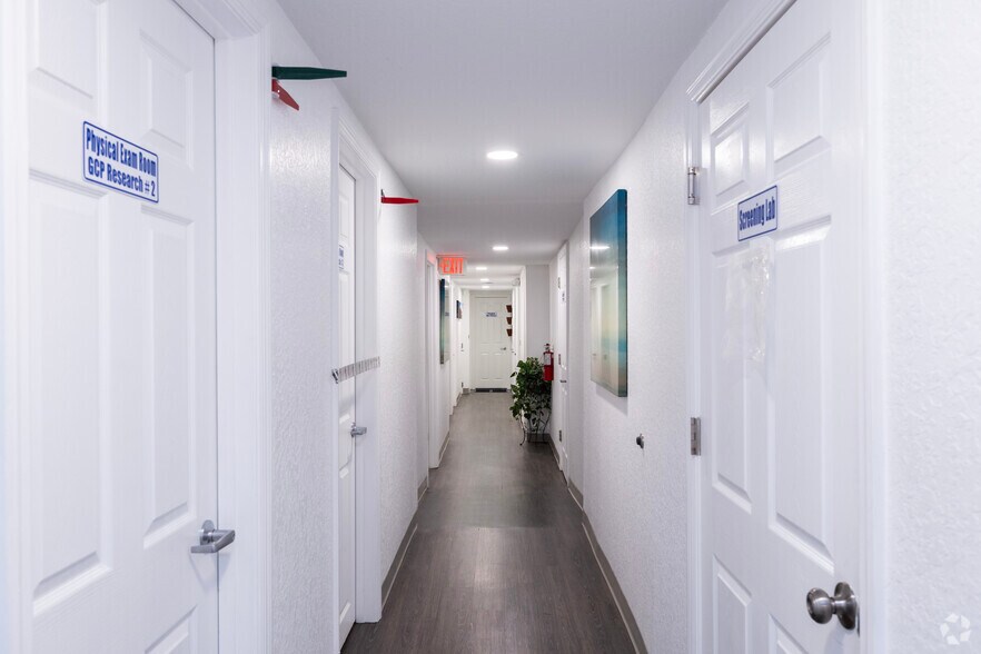 More Photos Of 400 15th St N, Saint Petersburg Office For Lease