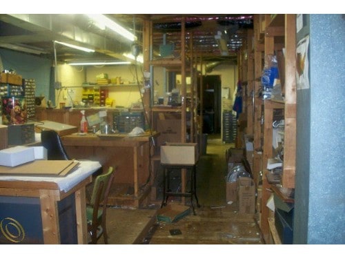 More Photos Of 4032 Fenton Rd, Flint Freestanding For Sale