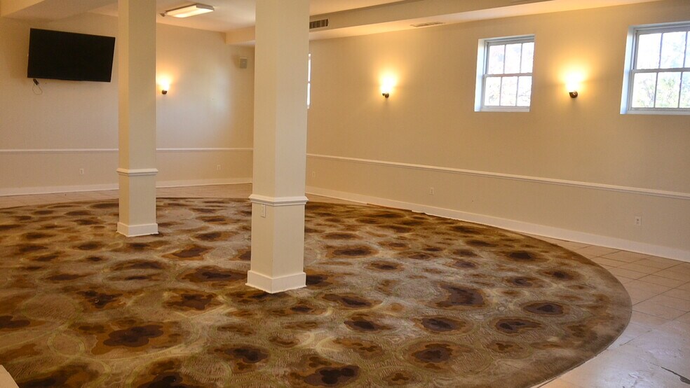 More Photos Of 2715-2725 22nd St NE, Washington Religious Facility For Sale