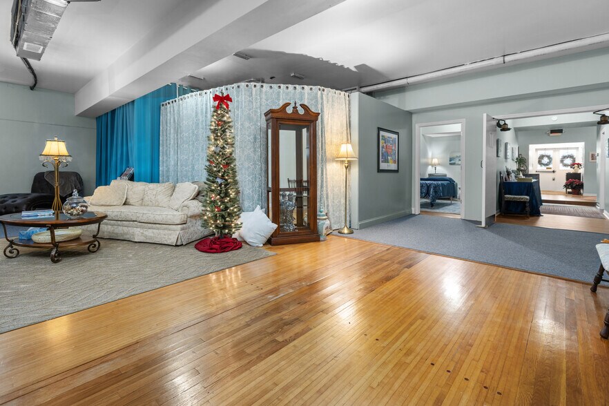 More Photos Of 206 Alexander Ave, Strabane Medical For Sale