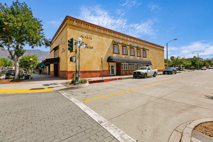 More Photos Of 534 S Myrtle Ave, Monrovia Restaurant For Lease