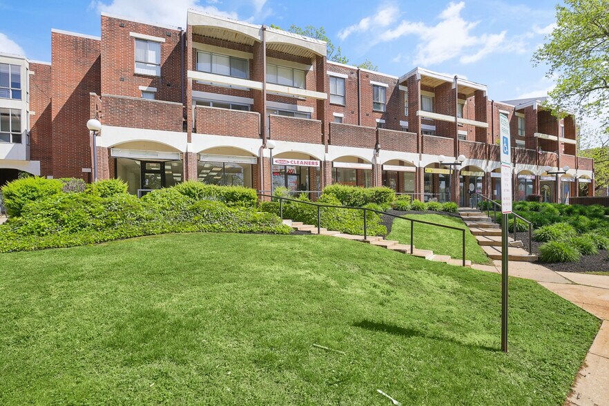 Primary Photo Of 3901 Conshohocken Ave, Philadelphia Apartments For Lease