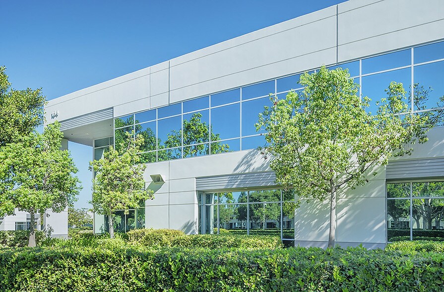 More Photos Of 212 Technology Dr, Irvine Unknown For Lease