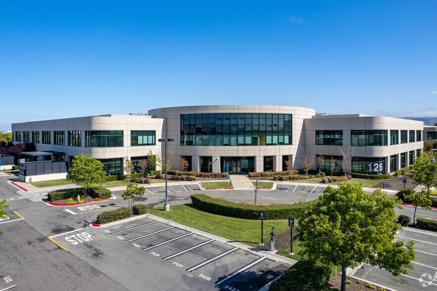 More Photos Of 6750 Dumbarton Cir, Fremont Office For Lease