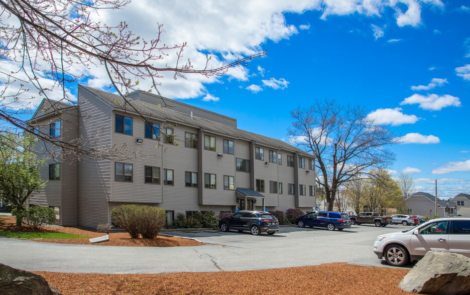 More Photos Of 2 Wellman Ave, Nashua Office For Lease