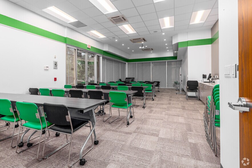 More Photos Of 2700 Research Forest Dr, The Woodlands Office For Lease