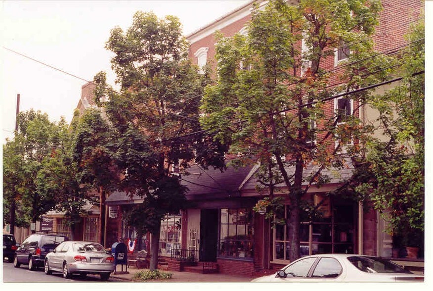 More Photos Of 16 S State St, Newtown Office For Sale