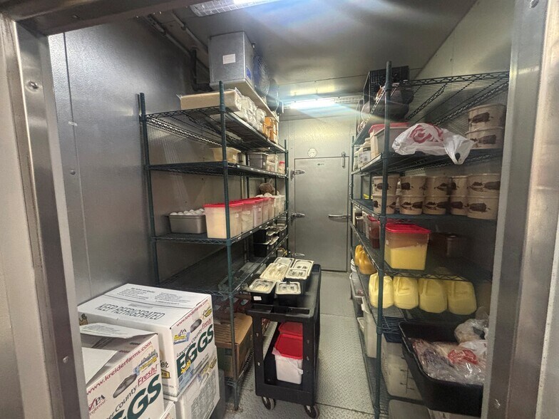 More Photos Of 5720 Northampton Blvd, Virginia Beach Restaurant For Lease