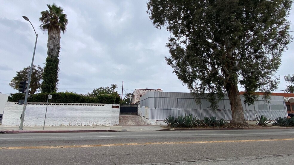 More Photos Of 4851-4853 W Jefferson Blvd, Los Angeles Loft Creative Space For Sale