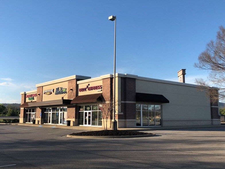 More Photos Of 70-1100 Oxford Exchange Blvd, Oxford Unknown For Lease