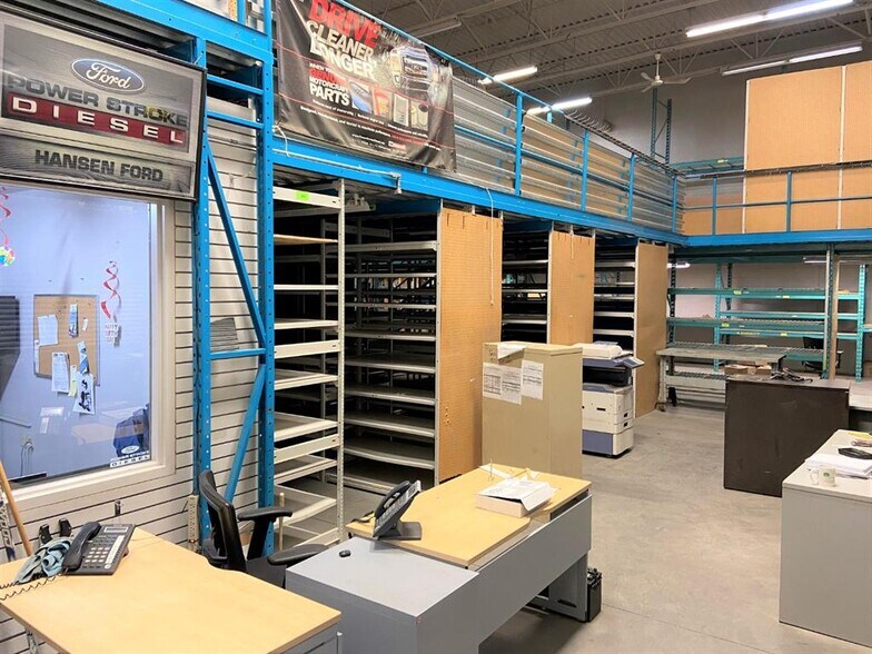 More Photos Of 10101 112 St, Grande Prairie Auto Dealership For Sale