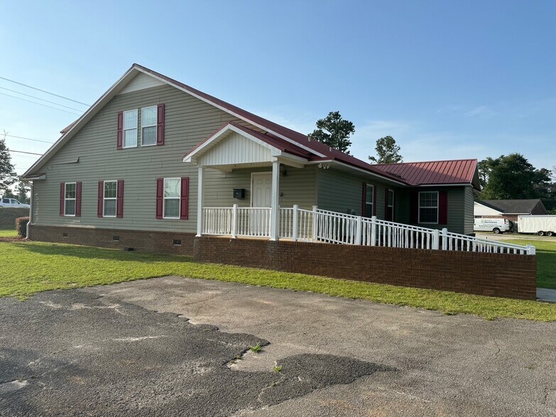 More Photos Of 414 Highway 25 S, Millen Medical For Sale