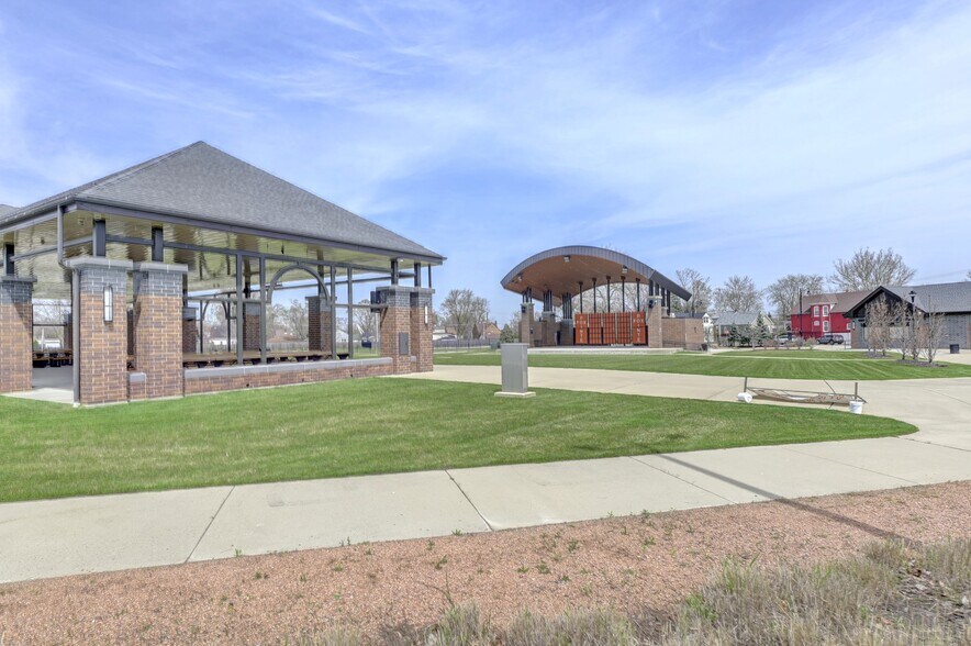 More Photos Of 3325 Ridge Rd, Lansing General Retail For Sale