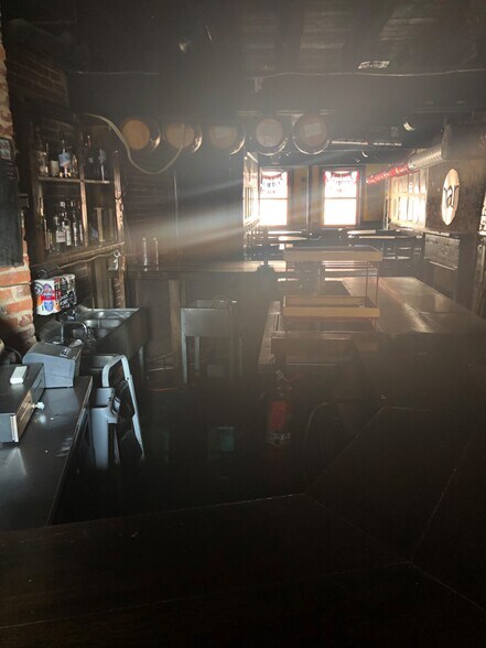 More Photos Of 902-904 S Charles St, Baltimore Restaurant For Lease
