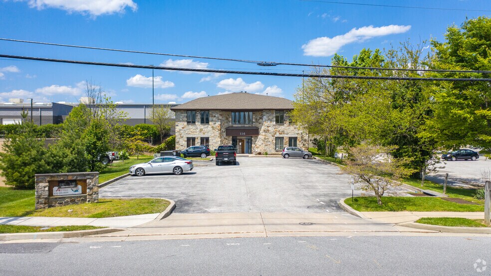 More Photos Of 116 Old Padonia Rd, Hunt Valley Office For Lease