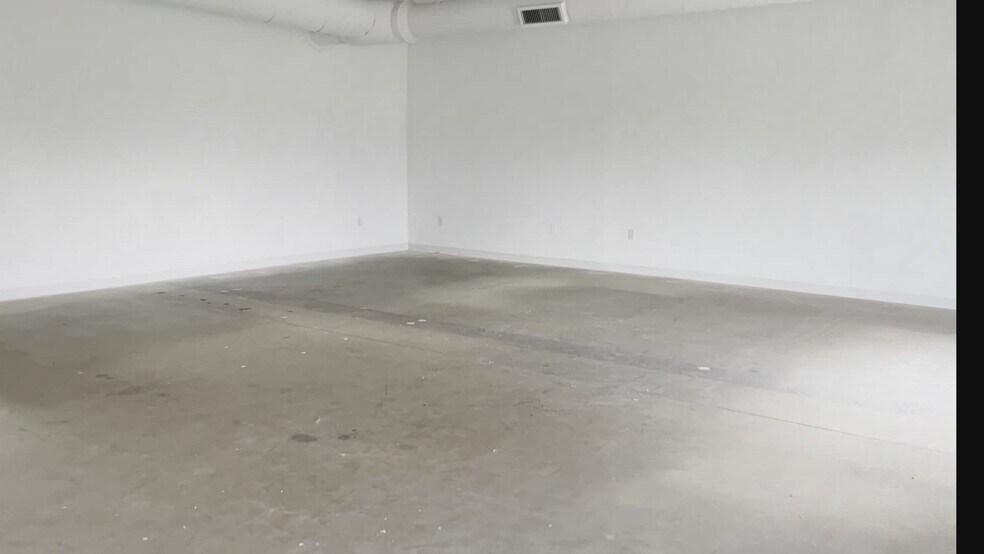 Primary Photo Of 1630 Manheim Pike, Lancaster Loft Creative Space For Lease