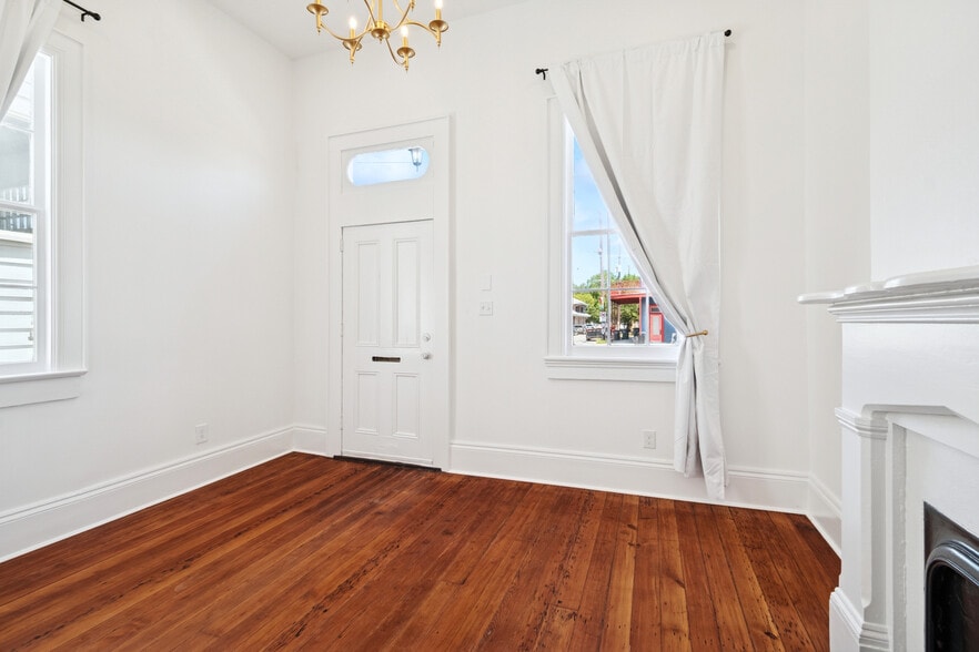 More Photos Of 2404 Saint Claude Ave, New Orleans Specialty For Sale