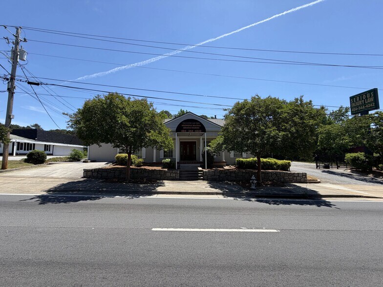 Primary Photo Of 3080 Campbellton Rd SW, Atlanta Office Residential For Sale