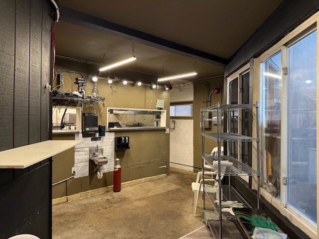 More Photos Of 2207 Pulaski Hwy, Edgewood Restaurant For Lease
