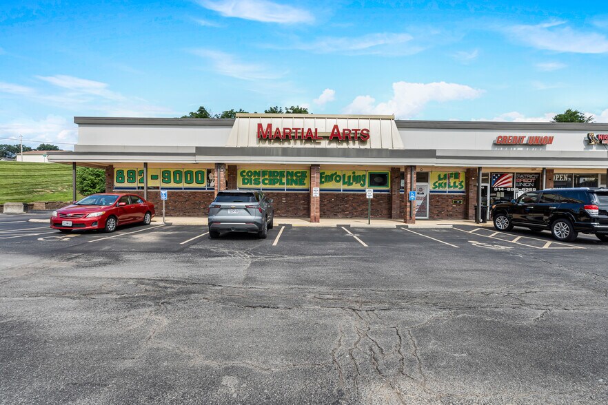 More Photos Of 4311-4345 Telegraph Rd, Saint Louis Storefront For Lease
