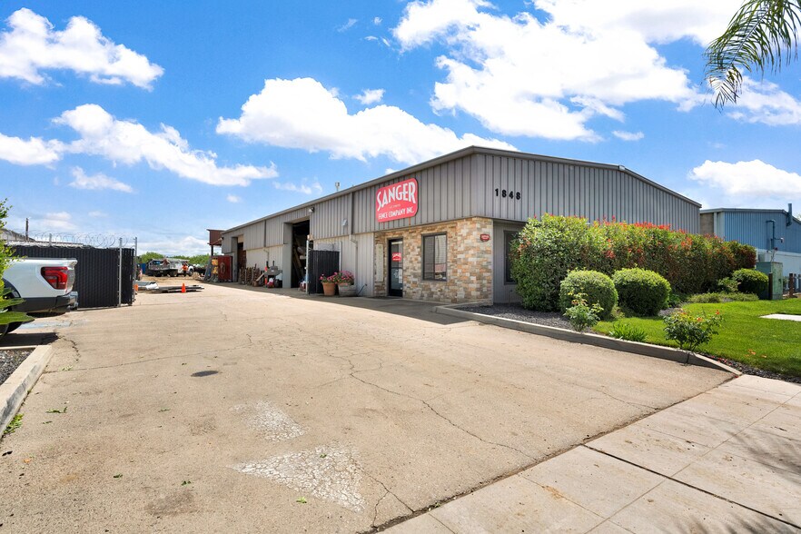 Primary Photo Of 1848 Industrial Way, Sanger Warehouse For Lease