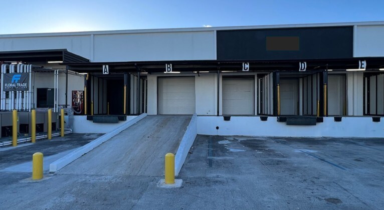 More Photos Of 7500 NW 25th St, Miami Warehouse For Sale