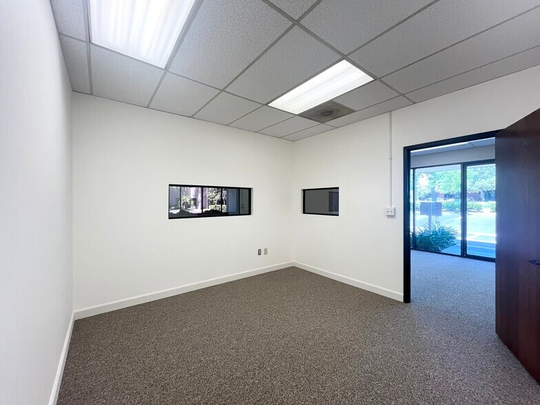 More Photos Of 7840 Madison Ave, Fair Oaks Office For Sale