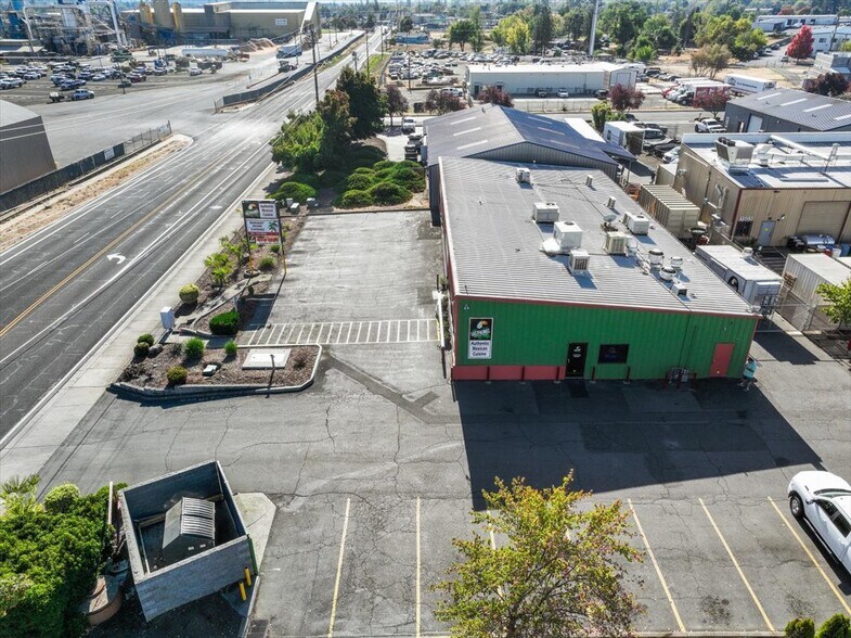 More Photos Of 1501 Sage Rd, Medford Warehouse For Sale