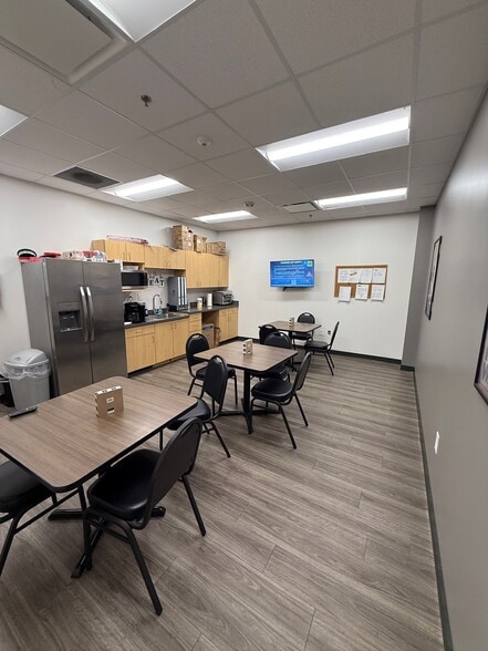 More Photos Of 741 Hickory Industrial Dr, Old Hickory Industrial For Lease