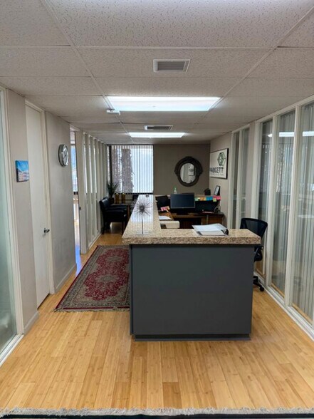 More Photos Of 225 S Civic Dr, Palm Springs Medical For Sale