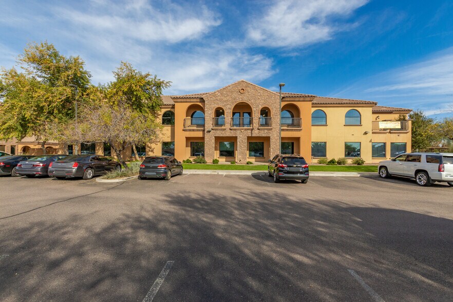More Photos Of 1166 E warner Rd, Gilbert Unknown For Lease