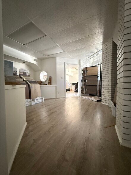 More Photos Of 5731 Palmer Way, Carlsbad Research And Development For Sale