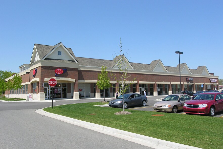More Photos Of 5709-5773 E 12 Mile Rd, Warren Unknown For Lease