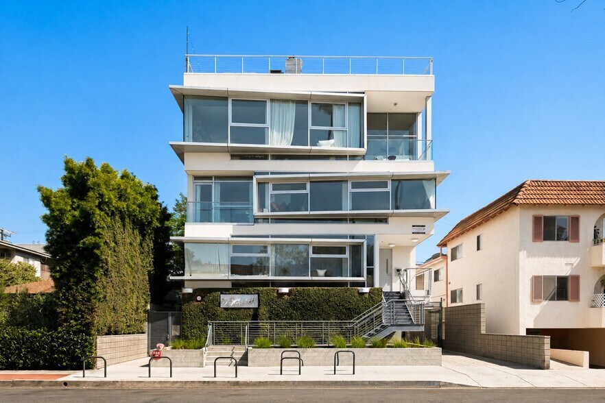 Primary Photo Of 12770 Caswell Ave, Los Angeles Apartments For Sale