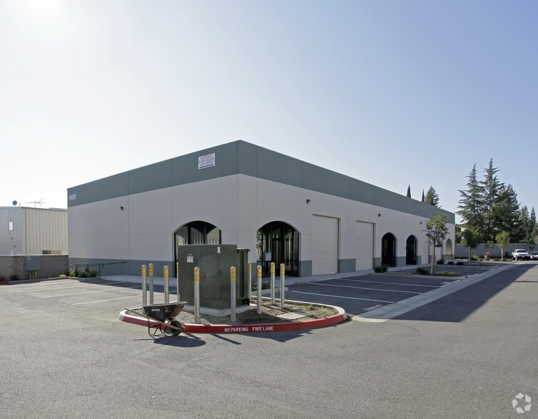 Primary Photo Of 5925 Jetton Ln, Loomis Warehouse For Lease