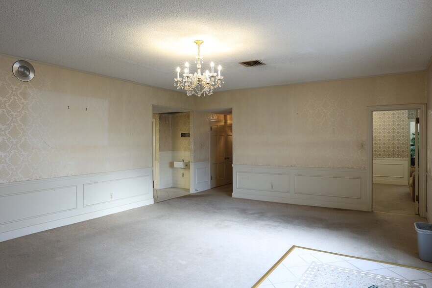 More Photos Of 4321 Sonoma Hwy, Santa Rosa Funeral Home For Sale